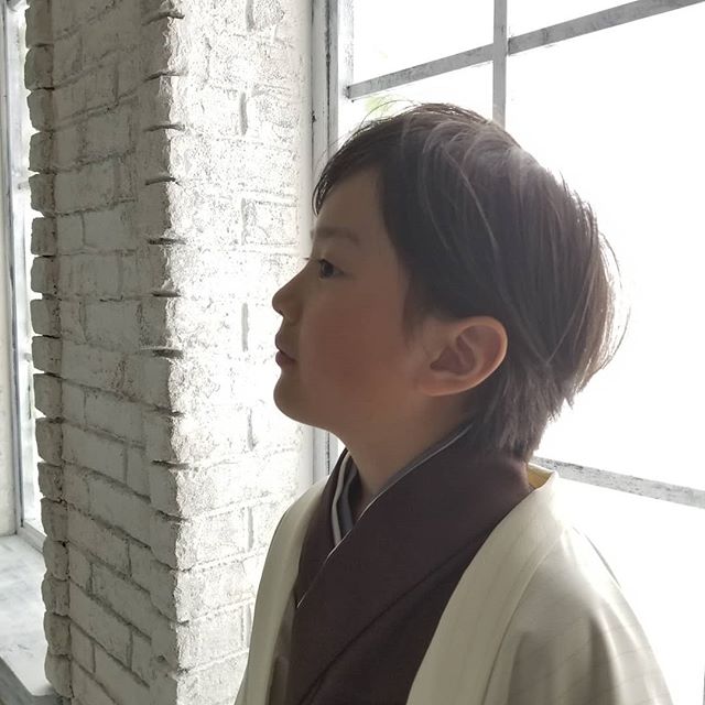 今日は昴琉がイメージモデルを務めさせて頂く京都のスタジオ レンブラント様(@remb…