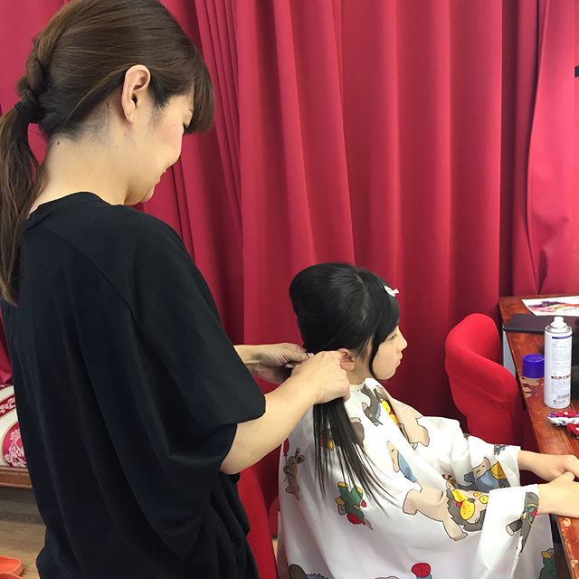 昨日は午後から @kyotorurihinagiku_official 京都瑠璃雛菊さんのお着物の撮影をさ…