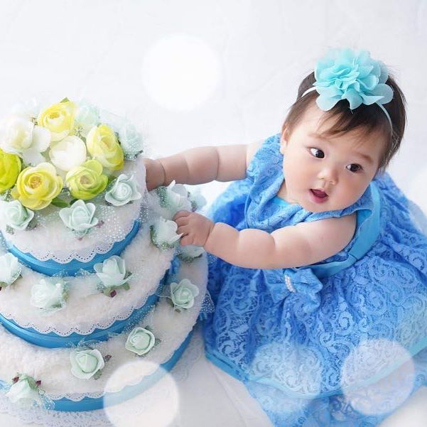 @rembrant.jp さまブルードレスに大きなケーキ♡座れるようになってすぐの頃やっ…